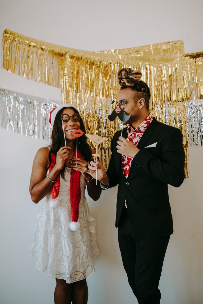 Pareja de novios en su boda